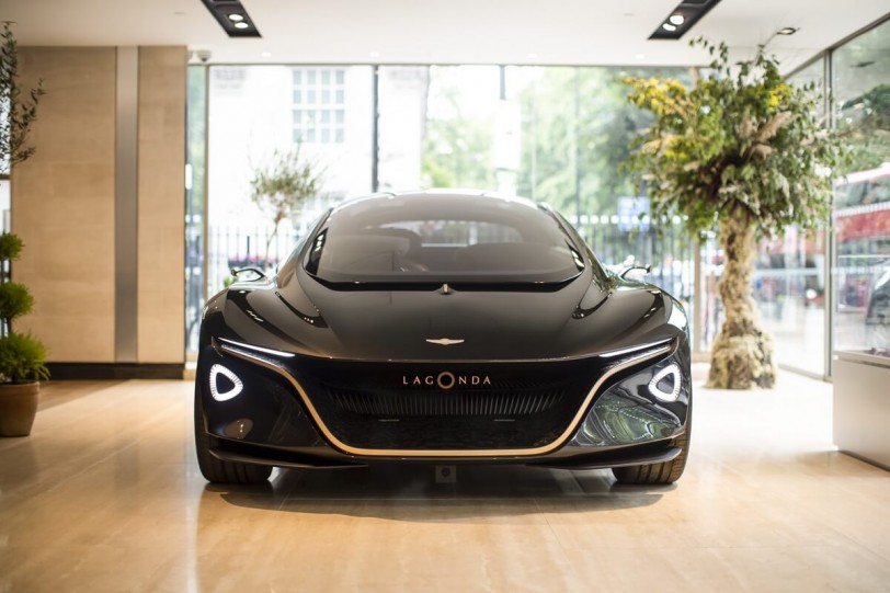 Aston Martin舉辦品牌首次電氣化宣傳活動 Lagonda一同出演