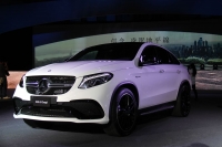 M-Benz首發跨界美型跑旅，GLE Coupe顛覆上市