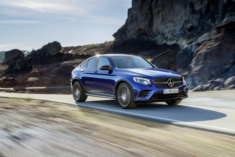 M-Benz全車系指定年式享乙式保險，「AMG駕駛學院專案」同步推出
