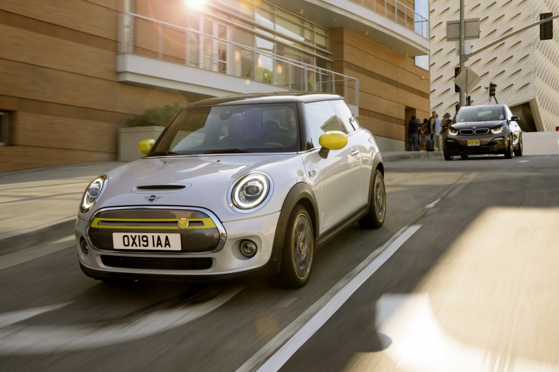 續航力 270km,品牌首款純電動車 Mini Cooper SE 續航力 270km 正式問世!