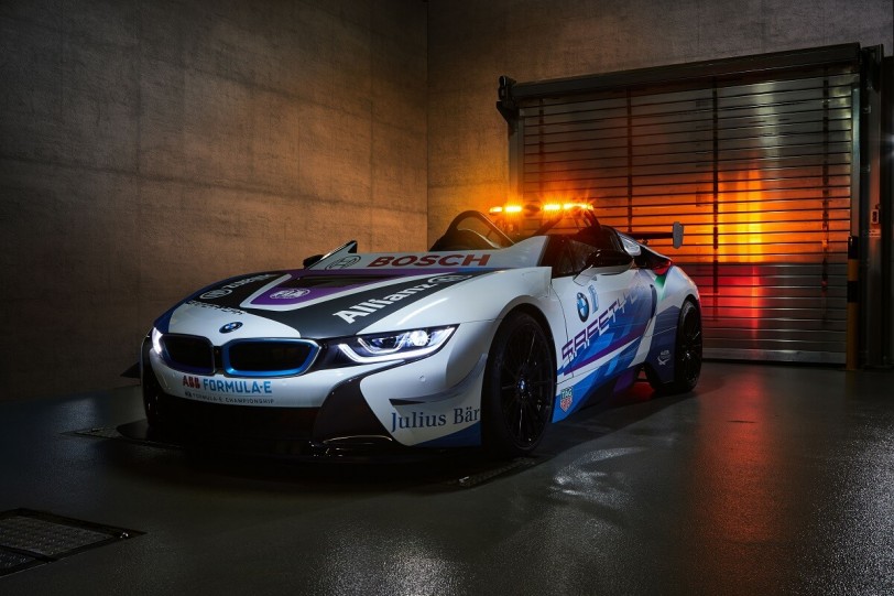 i8 Speedster！？不，這是BMW i所改造的全新款Formula E Safety Car