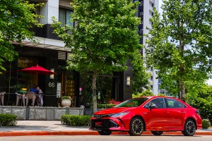 引領耀目風範的新品格座駕，2020 Toyota Corolla Altis GR SPORT 1.8 Hybrid