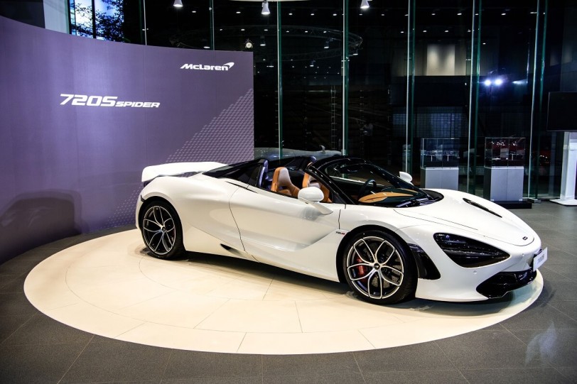 跳脫傳統敞篷跑車新思維！McLaren 720S Spider 1768萬元起，在台開始販售