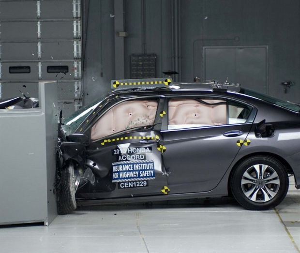 2016 Honda Accord獲美國IIHS進階安全首選