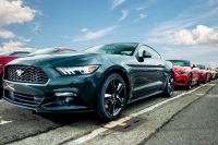 全新野馬八彩登陸！Ford Mustang現身台北港預告3/24正式上市