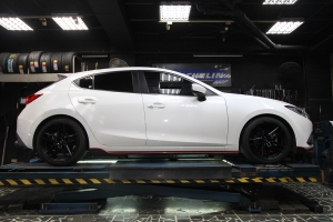 全新Mazda 3車型Bilstein B14 PSS改裝避震器登台，嘉鵬底盤專業店操刀