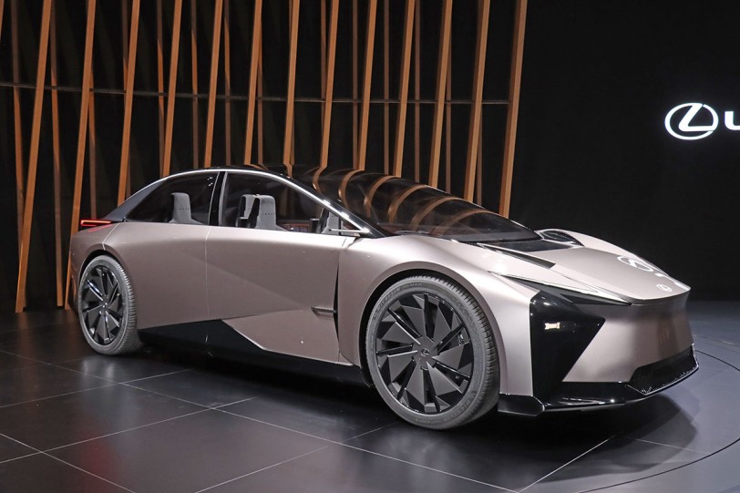 2023 日本移動展：兩款次世代純電車雛形亮相，Lexus LF-ZC/LF-ZL 將以新平台問世