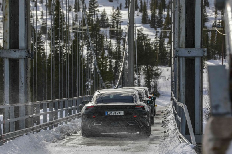 Porsche首款純電跑車Taycan正進行量產前的最終測試