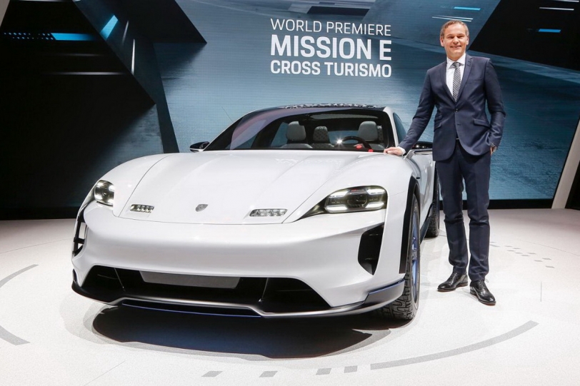 2018日內瓦車展：Porsche首款電動車明年問世！Mission E Cross Turismo先試水溫