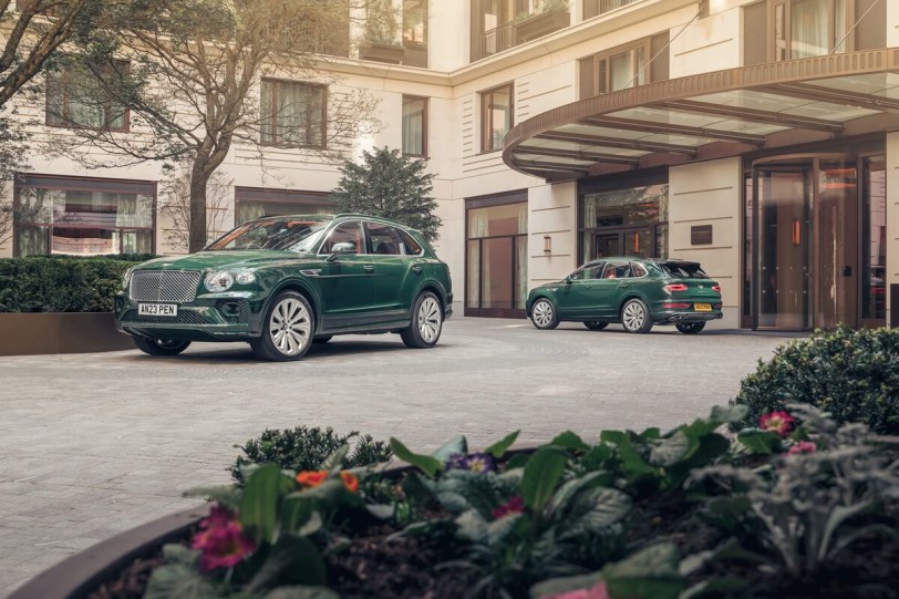 Bentley為全新倫敦半島酒店定製Bentayga Hybrid禮賓車