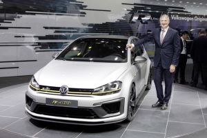 【2014北京車展】矛頭直指A 45 AMG？！Volkswagen Golf R 400概念鋼砲亮相