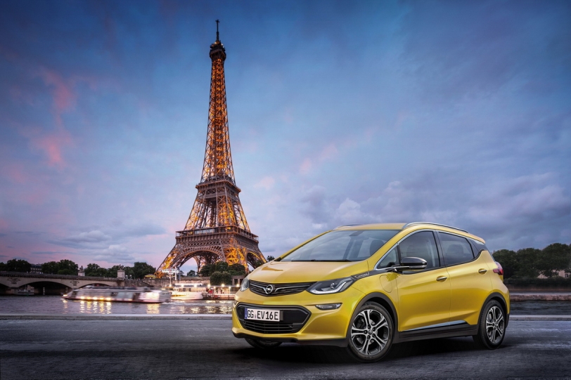 2016巴黎車展:Opel Ampera-E靈巧現身