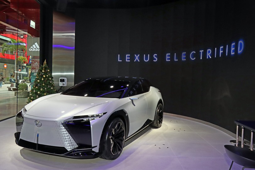 預覽 RZ450e 的內外樣貌，Lexus LF-Z Electrified 概念車台灣實拍！