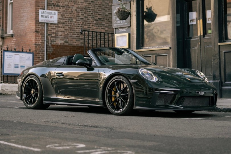 Porsche Exclusive Manufaktur將客戶對綠色的熱愛，打造出獨一無二的911 Speedster