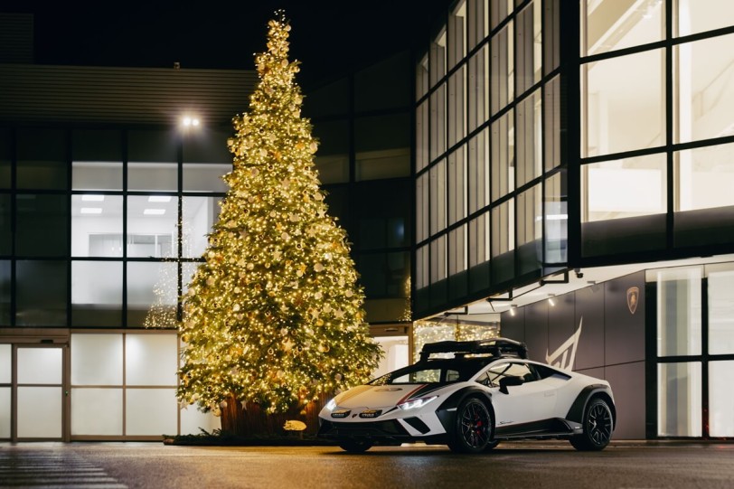 Lamborghini推出新影片祝大家聖誕快樂