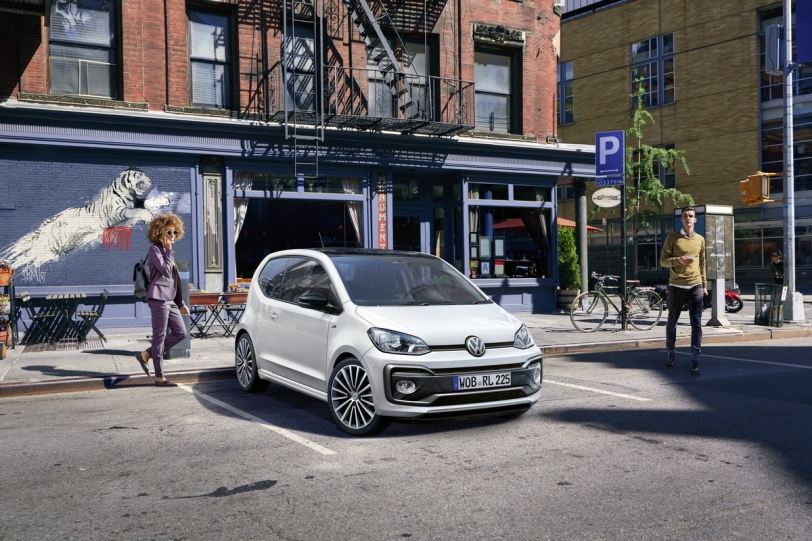 更自信的運動化扮裝！Volkswagen Up!新增R-Line車型