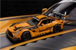 CaDA將Mercedes-AMG GT3改造成1：8積木模型