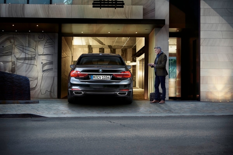 2017年式BMW大7系列長軸版升級駕駛輔助套件