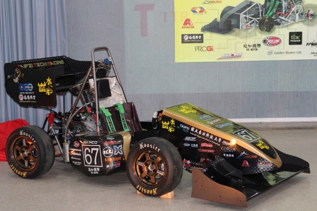 2016，台北科技大學學生方程式賽車隊Taipei Tech Racing二號機登場