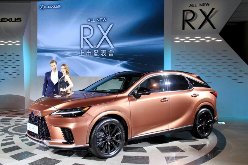 大舉電氣化！Lexus暢銷跑旅第五代RX正式在台上市