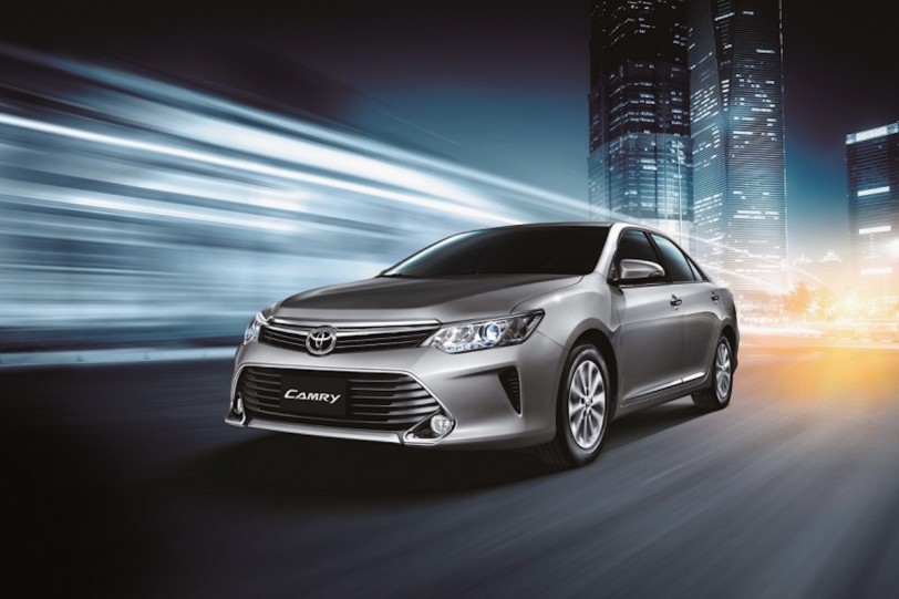 國產中大型房車級距正式滅絕,Toyota Camry Classic 2.0 汽油雅緻型 8 月停產、庫存持續販售