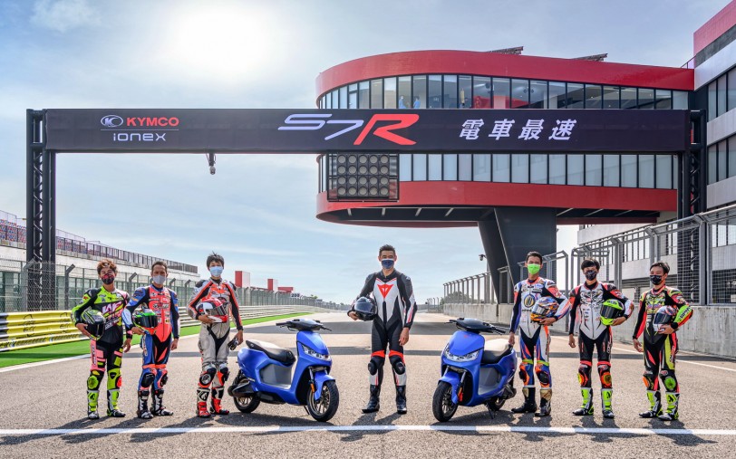 Here Comes A New Challenger ! 挑戰電車霸主地位!光陽導入ionex 3.0系統與三輛新車迎戰PBGN聯盟!(內有與Gogoro規格與收費分析)