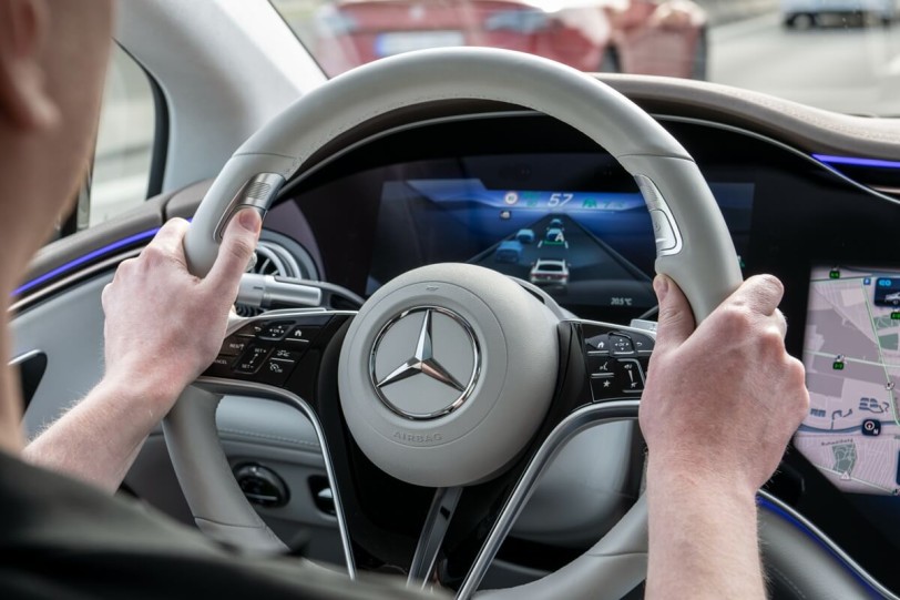 Mercedes-Benz宣佈於這個月開始販售DRIVE PILOT Level 3自動駕駛功能