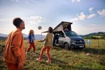 2024台灣福斯商旅銷量創新高!單月銷售達408台 盛夏時光購車享回饋 VanLife 自由選專案任您選!