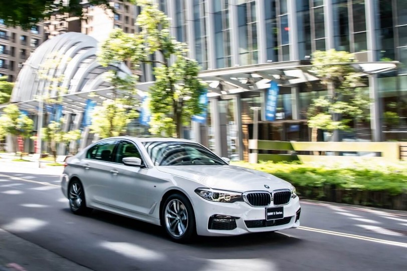 BMW 5系列白金旗艦版 全新登場並全面升級iDrive 7.0