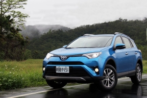 平價王者，沒有之一，試駕Toyota RAV4 Hybrid 2.5HV