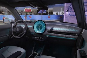 下一代MINI系列透過尖端技術堆疊,以圓形OLED螢幕和Operating System 9實現了數位量子飛躍(深度介紹)