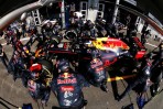 又打破世界紀錄!Red Bull F1車隊不到1.9秒換好輪胎(內有影片)