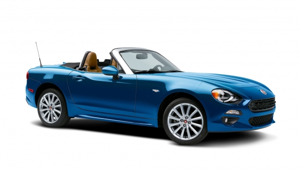 124 Spider、MX-5表兄弟鬩牆就看市場愛那味！Fiat 124 Spider北美24,995開賣！