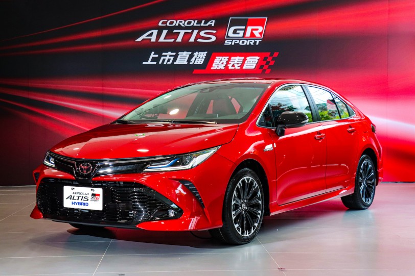 雙車型 82.8 萬起，Toyota Corolla Altis GR Sport 1.8/1.8 HYBRID 全球首發！