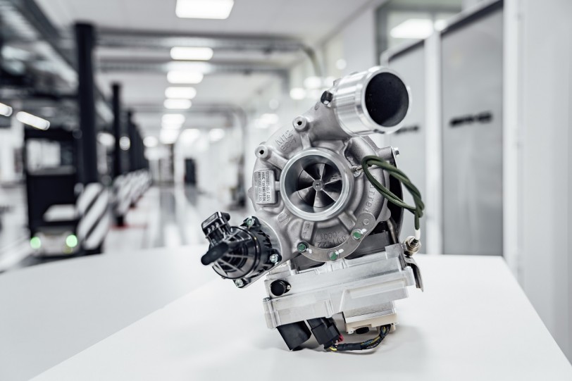 Mercedes-AMG推出新型電子式渦輪 從此小排氣量配大渦輪不再遲滯