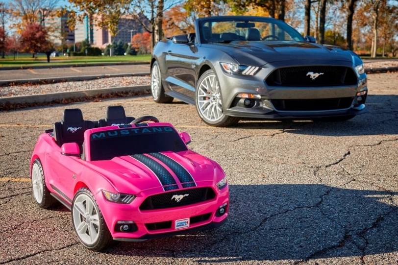Ford Mustang新款電動小馬 配備循跡控制、防滾裝置(內有影片)