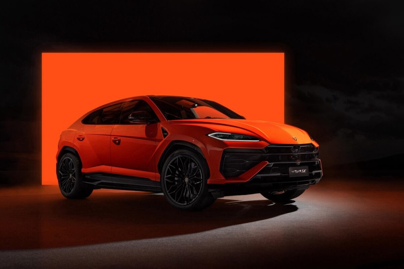 2024 北京車展：排放減少80%、馬力強大至800匹！Lamborghini Urus SE帶電登場！