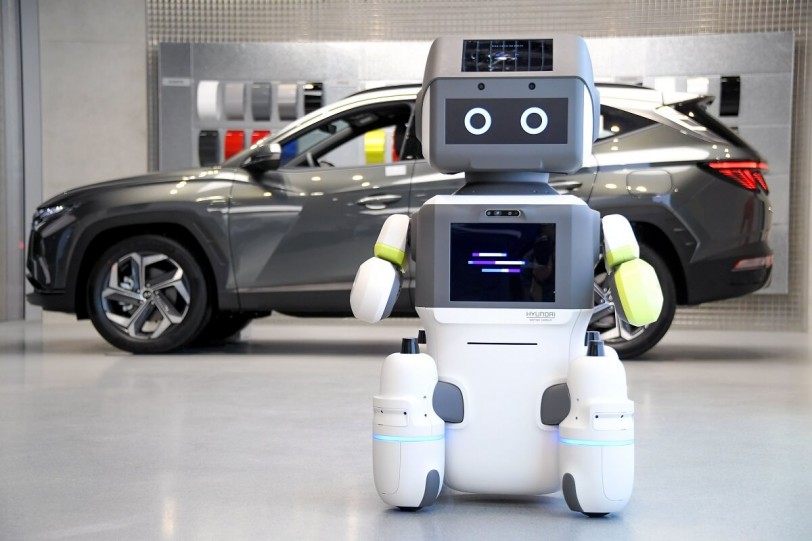 Hyundai汽車集團推出人形機器人「DAL-e」用於客戶服務