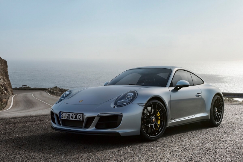 Porsche推出全新911 GTS 同樣仍有供應手排車型(內有影片)