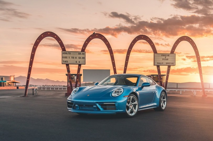 獨特、全球唯一的Porsche 911 Sally Special與專屬腕錶，將於蒙特雷汽車節進行慈善拍賣