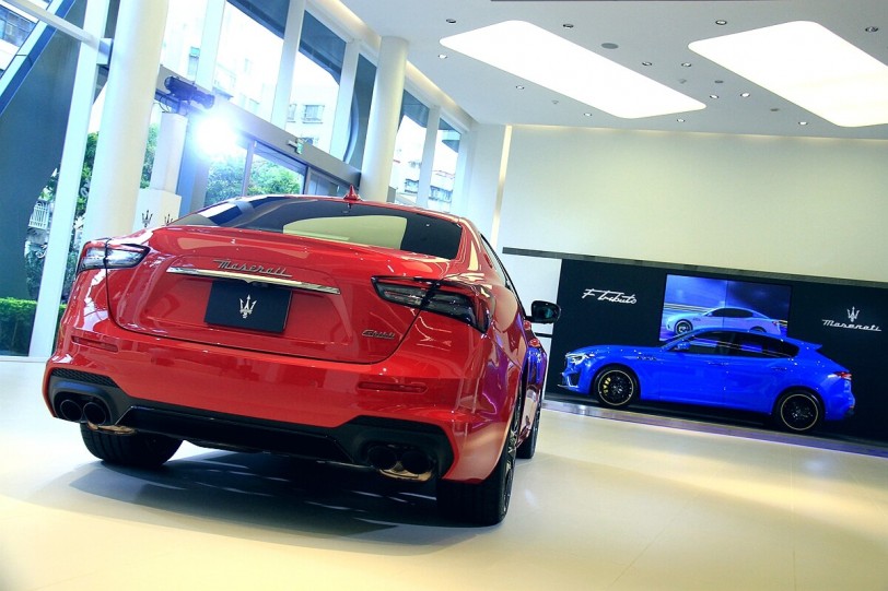 紀念第一場F1賽事勝利！12部Maserati F Tributo Edition登台致敬