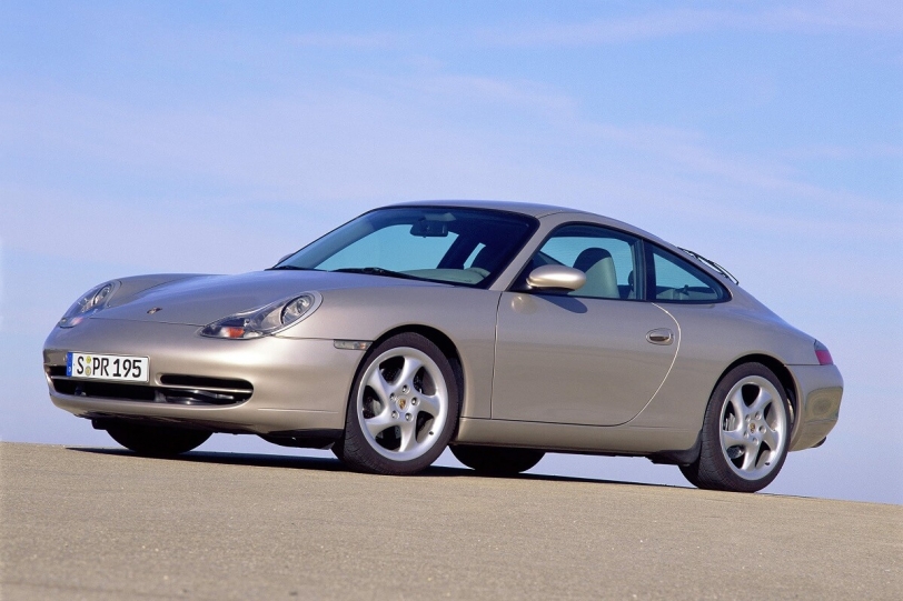 Porsche 911經典回顧：最受爭議、最大膽的水冷時代 Type 996