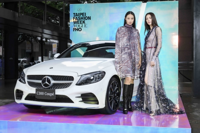 攜手VOGUE打造首屆台北時裝週，台灣賓士預告會有神祕車款！