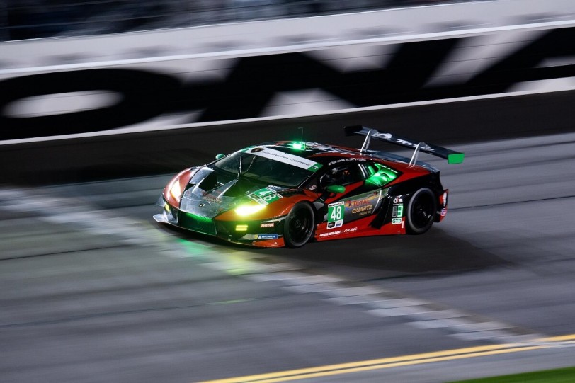Lamborghini再拔頭籌！三連霸Daytona 24小時耐久賽頒獎臺最高位