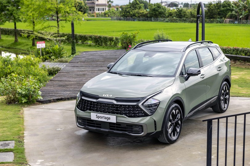 Kia EV6 9月領牌227台躍居電動車市場銷量亞軍！  9月訂單突破1,200張，全年累計成長90%再創歷史新高！