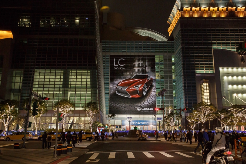 Lexus 旗艦跑車 LC 強勢佔領眼球，再創銷售熱潮！