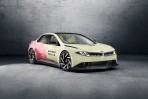 2025 上海車展:除了獨樹一幟的極限駕駛體驗,BMW Vision Driving Experience展示了創新螢光塗料
