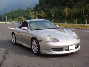 Ben的人車故事，第15章：Porsche 996 Carrera4