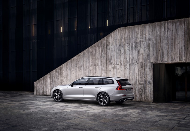 觸動人心的北歐美學  Volvo V60 獲北美 Autotrader 網站評選為 2020 最佳內裝設計車款