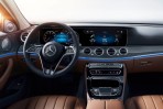 2020年夏季,Mercedes-Benz E-Class將會有全新設計的「全數位」方向盤